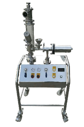 實驗室中小型<a href=http://www.83b8.cn/chanpin/27.html target=_blank class=infotextkey>氣流粉碎機</a>